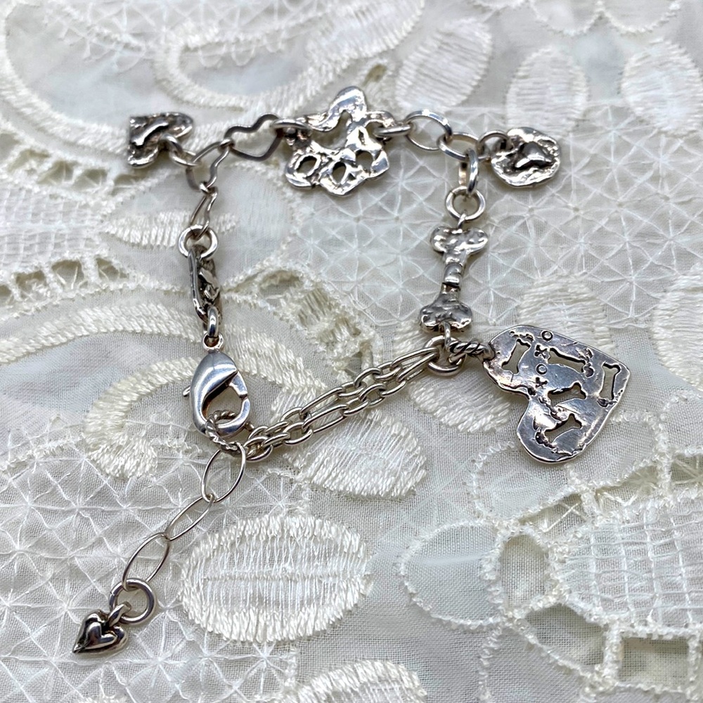 Pure sterling silver Dog commemorative bracelet. Handmade in 7.5 inches 🐶